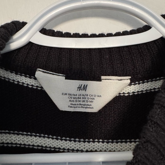 H&M Black & White Striped Crewneck Sweater - Picture 2 of 6